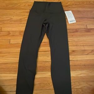 Lululemon align high rise 25” gray yoga leggings. New with tags. Size 4